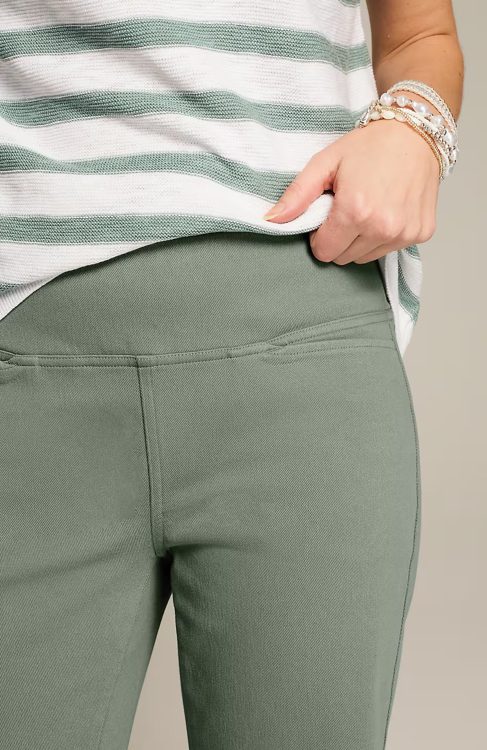 Wearever Smooth-Fit Knit Jean City Shorts